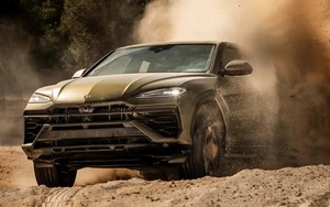 Sếp Lamborghini: 'Kích thước của Urus là vừa vặn, chúng tôi sẽ không có thêm SUV to hơn hoặc bé hơn'