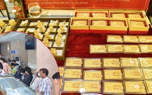 Người dân bán vàng quá đông, cửa hàng hết tiền mặt, dừng mua vào ngày giá vàng phá đỉnh