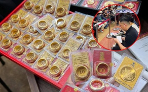 Vàng lên 106,4 triệu đồng, người đàn ông ở Hà Nội tranh thủ chốt lời, lãi gần 1 tỷ