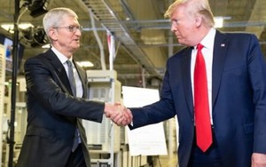 Tổng thống Trump tin rằng Apple có thể sản xuất iPhone tại quê nhà