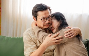 Nữ NSND suýt khóc khi đồng nghiệp khoe giàu, hỏi kém duyên, liền nói thẳng 1 câu rồi đứng lên