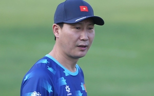 Thủ môn số 1 tuyển Việt Nam bỗng "biến mất" tại V.League, có kịp trở lại đấu Malaysia hay không?