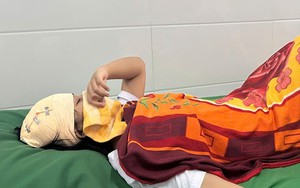 Tin mới về sức khỏe 3 nữ sinh vụ gãy lan can tầng 4 trường học