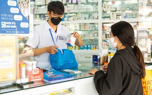 Long Châu bác bỏ thông tin "bán thuốc giả"