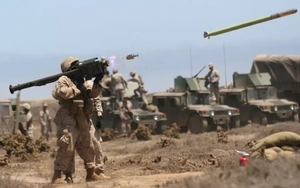 Số lượng lớn tên lửa Stinger được mua với mức giá bất thường