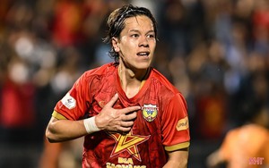 Sao Việt kiều góp công đánh bại HAGL, mang tin vui cho HLV Kim Sang-sik trước đấu trường lớn