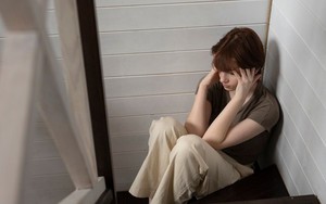 Mẹ kế lén lút bán kỷ vật của mẹ tôi, khi bố biết chuyện, ông trả lời một câu khiến tôi ngã nhào tuyệt vọng