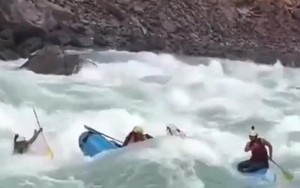 Du khách thiệt mạng khi tham gia du lịch mạo hiểm trên sông Hằng