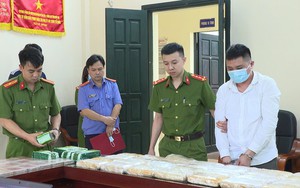[Ảnh] Cận cảnh triệt phá đường dây ma túy xuyên quốc gia, bắt 'ông trùm' 48 tuổi và 72 đàn em