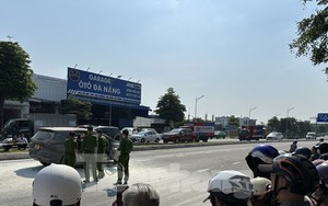 Đà Nẵng: Phong tỏa hiện trường 2 người tử vong trong xe bốc cháy