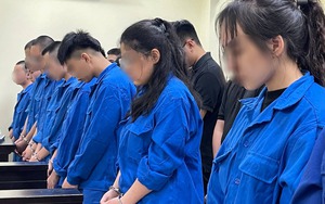 Gia đình nạn nhân nói gì về mức án phạt của 24 bị cáo trong nhóm "quái xế" đua xe, tông tử vong cô gái trẻ ở Hà Nội?
