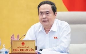 Ủy ban Thường vụ Quốc hội cho ý kiến về việc miễn học phí cho học sinh công lập