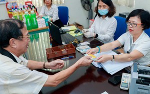 Tiền lương để tính chế độ hưu có trừ các khoản đóng góp cá nhân?