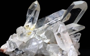 Quốc gia láng giềng Việt Nam phát hiện mỏ ĐÁ THẠCH ANH siêu lớn với trữ lượng hơn 35 triệu tấn