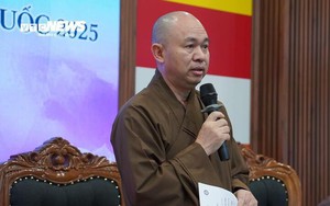 Xá lợi Phật Thích Ca được rước bằng chuyên cơ quân sự từ Ấn Độ đến TP.HCM