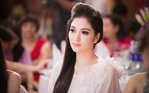 Hoa hậu Nguyễn Thị Huyền: "Tôi thấy có lỗi với con rất nhiều"
