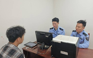 Mẹ vừa thông báo chuyển khoản thành công 300 triệu đồng, nam sinh xác nhận rồi liền báo cảnh sát