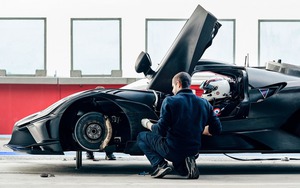 Chủ xe Bugatti chia sẻ trải nghiệm ‘đốt’ hơn 200 triệu đồng trong nửa tiếng với siêu xe tại trường đua