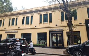 Mất trăm triệu đồng vì xem xe tại đại lý Mercedes-Benz ở Hà Nội