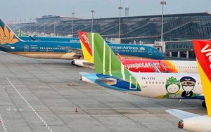 Người dân bay Vietnam Airlines và Vietjet Air tại Nội Bài chú ý: Cải tiến mới rút ngắn thời gian làm thủ tục, tăng khả năng thông qua