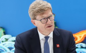Bất chấp rủi ro thuế quan, CEO Lego liên tục khẳng định 'xây dựng nhà máy hơn 1 tỷ USD tại Việt Nam là lựa chọn đúng đắn', chiến lược của hãng là gì?
