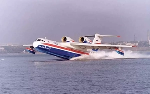 Điều máy bay Be-200 thực hiện nhiệm vụ đặc biệt