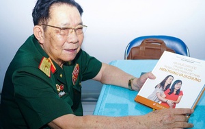 Vị tướng mang hai sứ mệnh