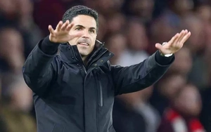 Arteta thúc giục Arsenal tận hưởng “cuộc đua tuyệt vời”