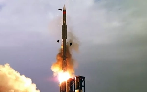 Hệ thống Barak và PULS của Israel chớp thời cơ soán ngôi Patriot và HIMARS