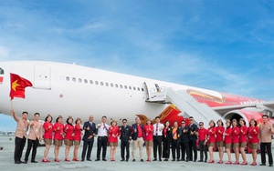 Chuyến bay chở gần 200 doanh nhân Việt Nam sang Mỹ đàm phán đã hạ cánh