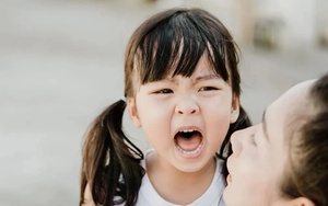 Nghiên cứu của ĐH Stanford: Một HÀNH ĐỘNG nhiều cha mẹ tưởng tốt nhưng gây hại con, khiến trẻ mất mục tiêu sống trong tương lai