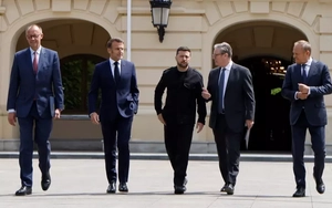 Tổng thống Zelensky buộc phải lựa chọn