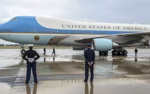 Chuyên cơ Tổng thống VC-25B khó đáp ứng yêu cầu quá phức tạp của ông Trump