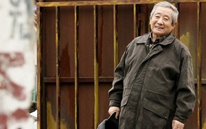 Đang yên lành, bố chồng đòi chia tài sản để vào viện dưỡng lão, ông dặn dò một điều làm cả nhà bật khóc