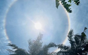 Hào quang mặt trời xuất hiện tại Quảng Ngãi