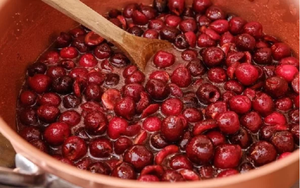 1 loại quả nhiều sắt hơn thịt bò, được Việt Nam chi hơn 1.257 tỷ đồng để thu mua: Bổ máu và trí não, còn bảo vệ tim hiệu quả