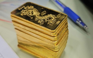 Tối 14-5, giá vàng rớt thẳng đứng