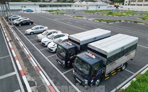 Sốt ruột cảnh ‘bất động’ tại trung tâm sát hạch lái xe