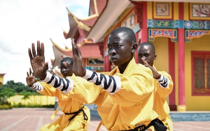 Độc lạ chùa Thiếu Lâm đầu tiên ở châu Phi tổ chức đại hội võ thuật hoành tráng