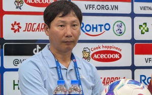 HLV Kim Sang-sik nhận tin xấu, trụ cột vô địch AFF Cup chính thức vắng mặt ở trận gặp Malaysia