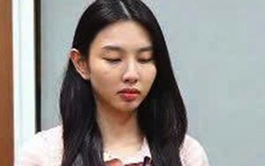 Hoa hậu Thùy Tiên bị tước danh hiệu Gương mặt trẻ Việt Nam tiêu biểu