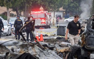 Nghệ sĩ trống và nhà sản xuất âm nhạc thiệt mạng trong vụ máy bay lao vào khu dân cư