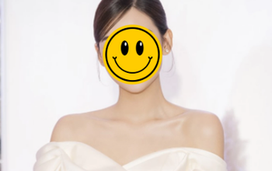 Á hậu kết hôn sớm nhất Vbiz, danh tính chồng vẫn bí ẩn