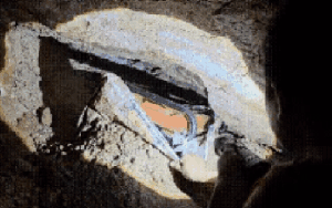 CLIP: Bên trong hầm vàng như địa đạo ở Gia Lai