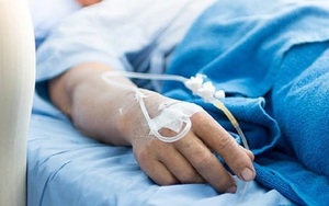 Con trai sắp qua đời, mẹ không cứu con mà mua bảo hiểm nhân thọ 3,7 tỷ đồng để trục lợi