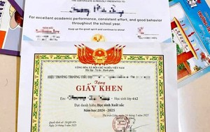 Nhiều phụ huynh "khoe" giấy khen của con, công an ra cảnh báo