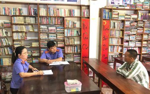 Một phạm nhân treo cổ tự sát