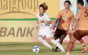 Tiền vệ Việt kiều cao 1m78 nhận lót tay tiền tỷ, ký 2 năm với đội "ngựa ô" V.League