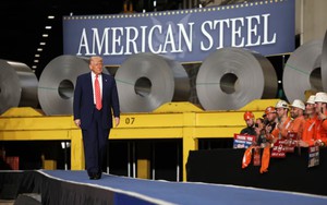 Nóng: Ông Trump tuyên bố tăng gấp đôi thuế thép lên 50%, gia tăng áp lực với ngành sản xuất toàn cầu