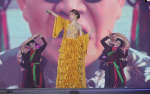 Đoạn video 1 phút 48 giây nổi da gà về Hoà Minzy